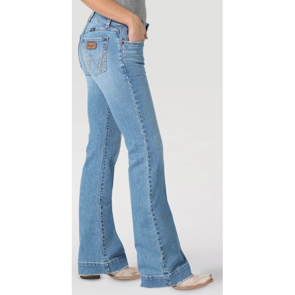 Wrangler Retro Mae Wide Leg Jeans Light Wash Raw Hem 29x34 112328358 Women